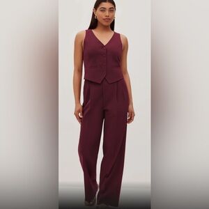 BCBGeneration Burgundy Pleated Wide Leg Pants | Size 0